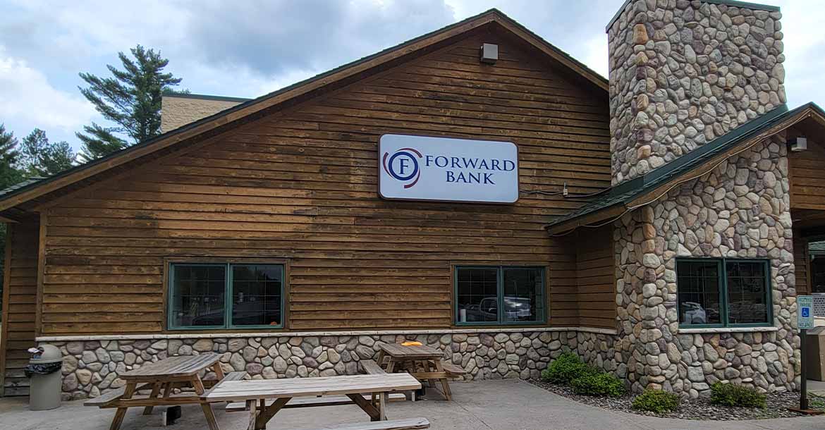 Forward Opens Location in St. Germain